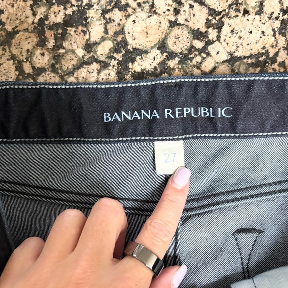 Banana Republic Denim High Rise Flare Jeans Size 27 Dark Wash 34” Inseam - Picture 5 of 7